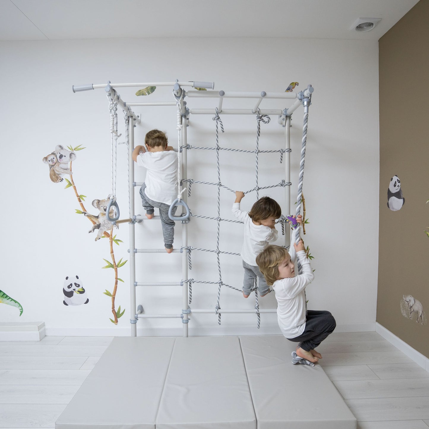 Swedish Giant Wallbars S7 - Tinnitots